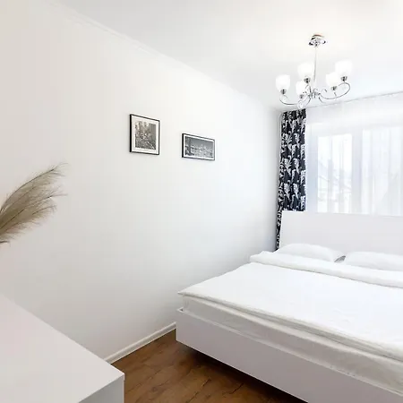 Leogrand Apartments On Svobody Lviv Exterior photo